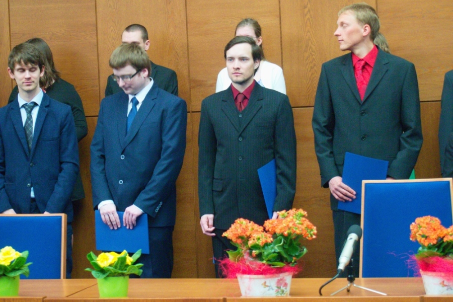 img00014.jpg