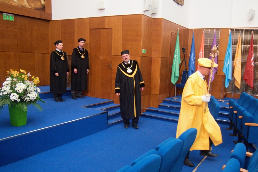 img00015.jpg