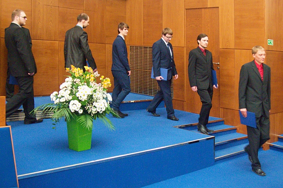 img00016.jpg